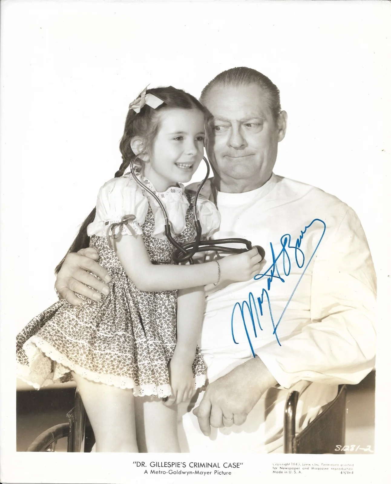 Margaret O'Brien — MARGARET O'BRIEN Signed 8 x 10 Pic Lionel Barrymore Dr. Gillespie's Criminal Cas