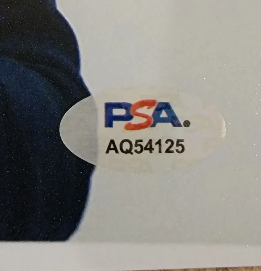 Adam Scott — Adam Scott signed 8x10 photo PSA DNA autograph Severance red ball, изображение 2
