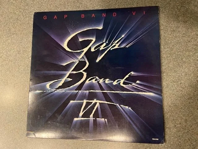 Charlie Wilson Signed Framed Album Vinyl The Gap Band VI Autographed JSA CN06417, изображение 2