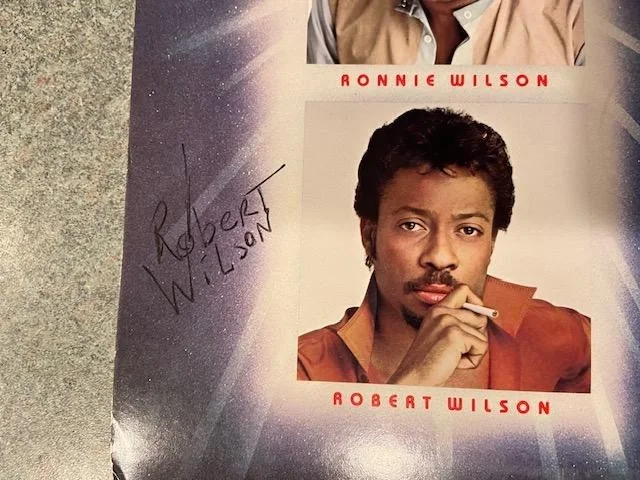 Charlie Wilson Signed Framed Album Vinyl The Gap Band VI Autographed JSA CN06417, изображение 5