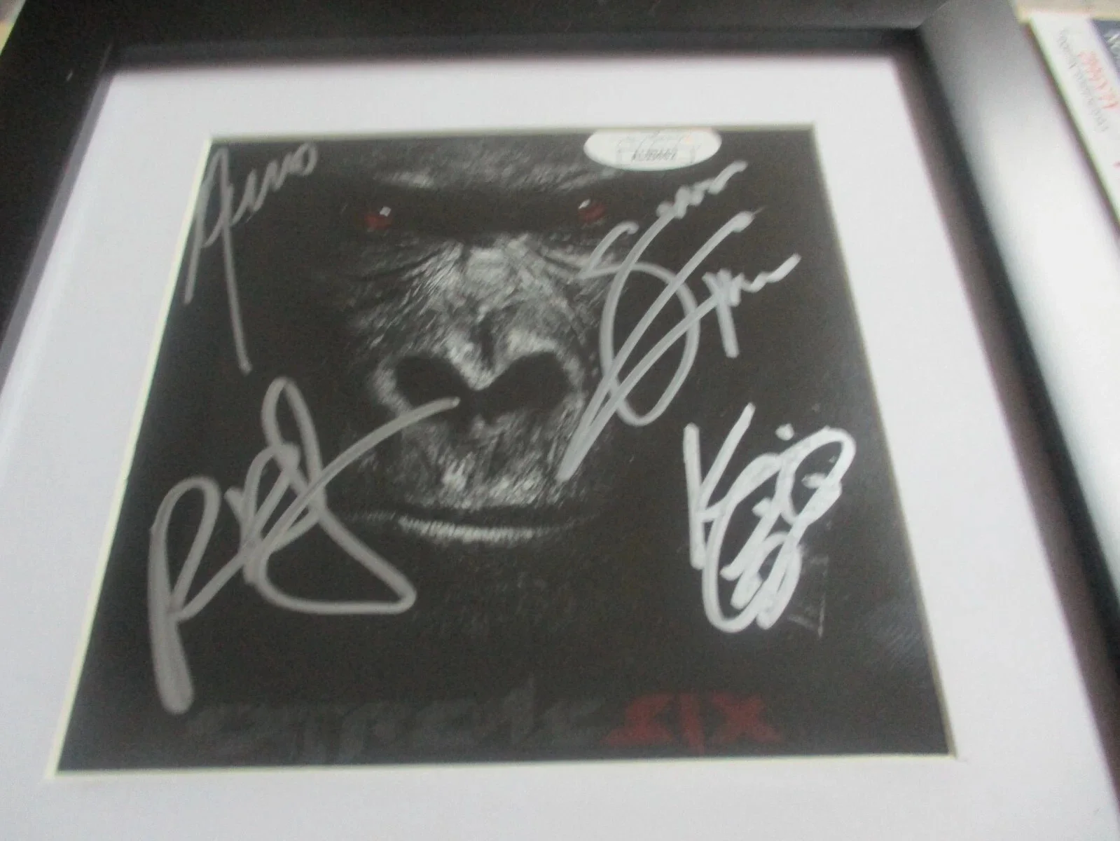 EXTREME JSA CERTIFIED AUTHENTIC AUTOGRAPHED/SIGNED FRAMED SIX CD, image 2