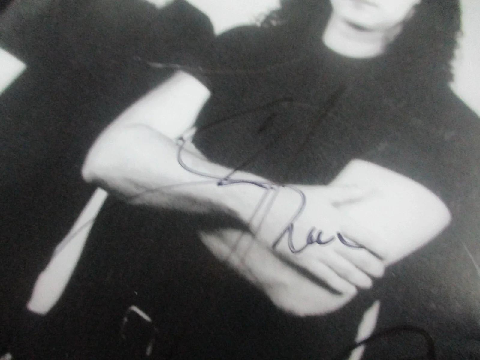 FIREHOUSE AUTHENTIC AUTOGRAPHED/SIGNED PROMO 8X10 PHOTO-CJ SNARE (RIP) + 1, image 4
