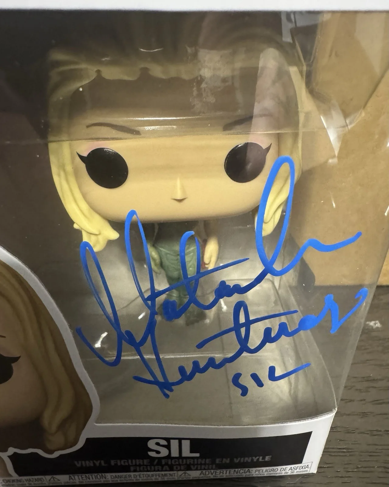 Natasha Henstridge — Signed Natasha Henstridge Sil Funko Pop Species OCCM Authentication Autographed, изображение 2