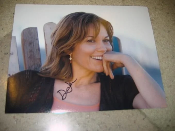 Diane Lane — * DIANE LANE * gorgeous 11x14" signed photo / Academy Award winner