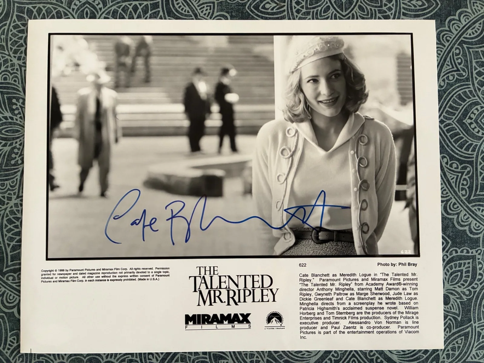 Cate Blanchett — CATE BLANCHETT Signed 8x10 Photo Talented Mr. Ripley JSA COA +4 lobby card set, изображение 3