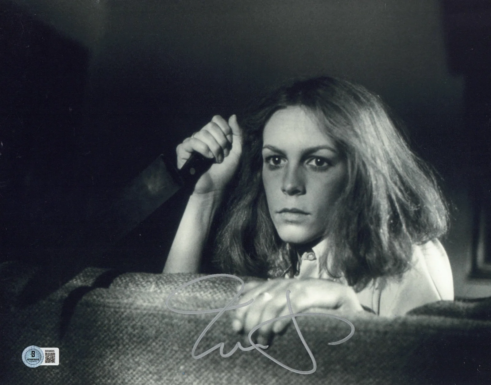 JAMIE LEE CURTIS — JAMIE LEE CURTIS SIGNED AUTOGRAPHED HALLOWEEN 11X14 PHOTO BECKETT BAS