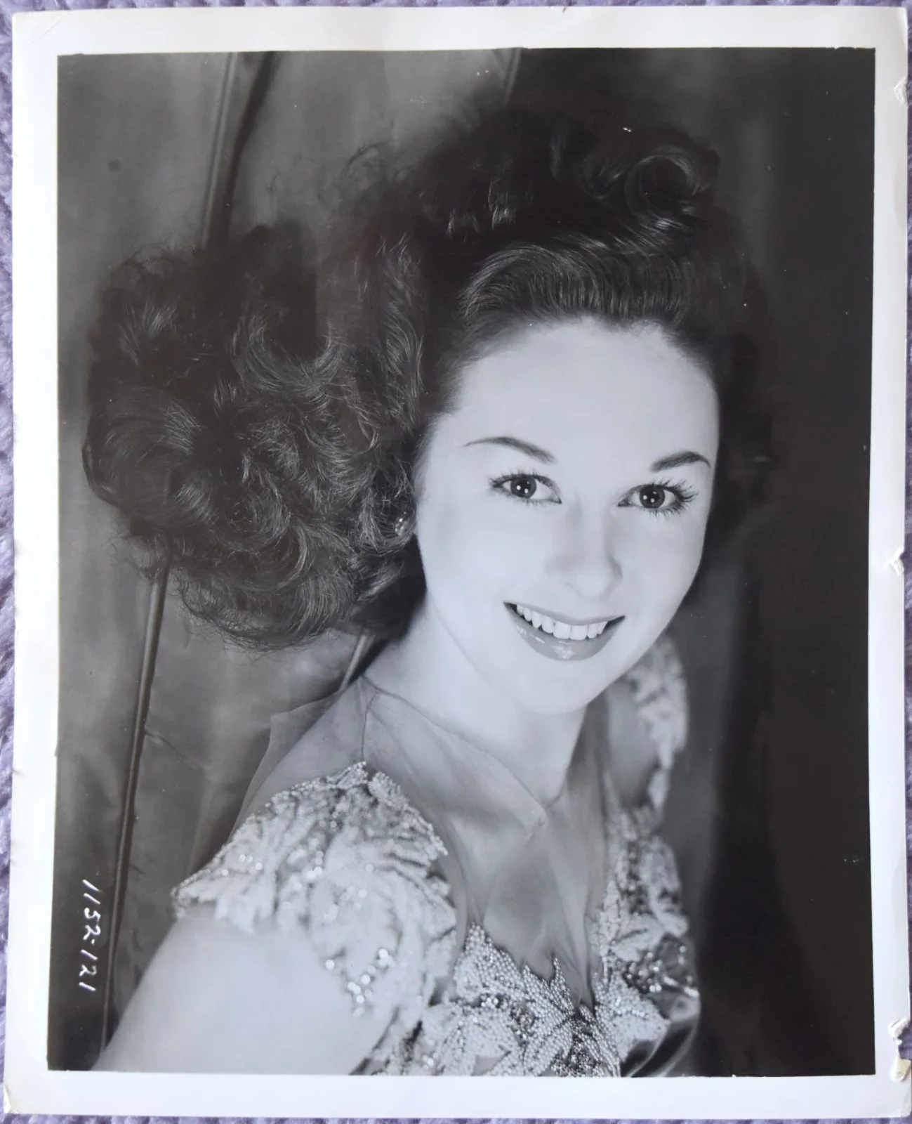 Susan Hayward Hand Signed Paper, image 4