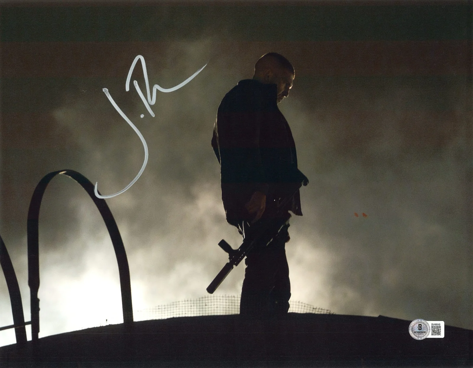 JON BERNTHAL — Jon Bernthal Frank Castle Signed Autograph The Punisher 11x14 Photo BAS Beckett