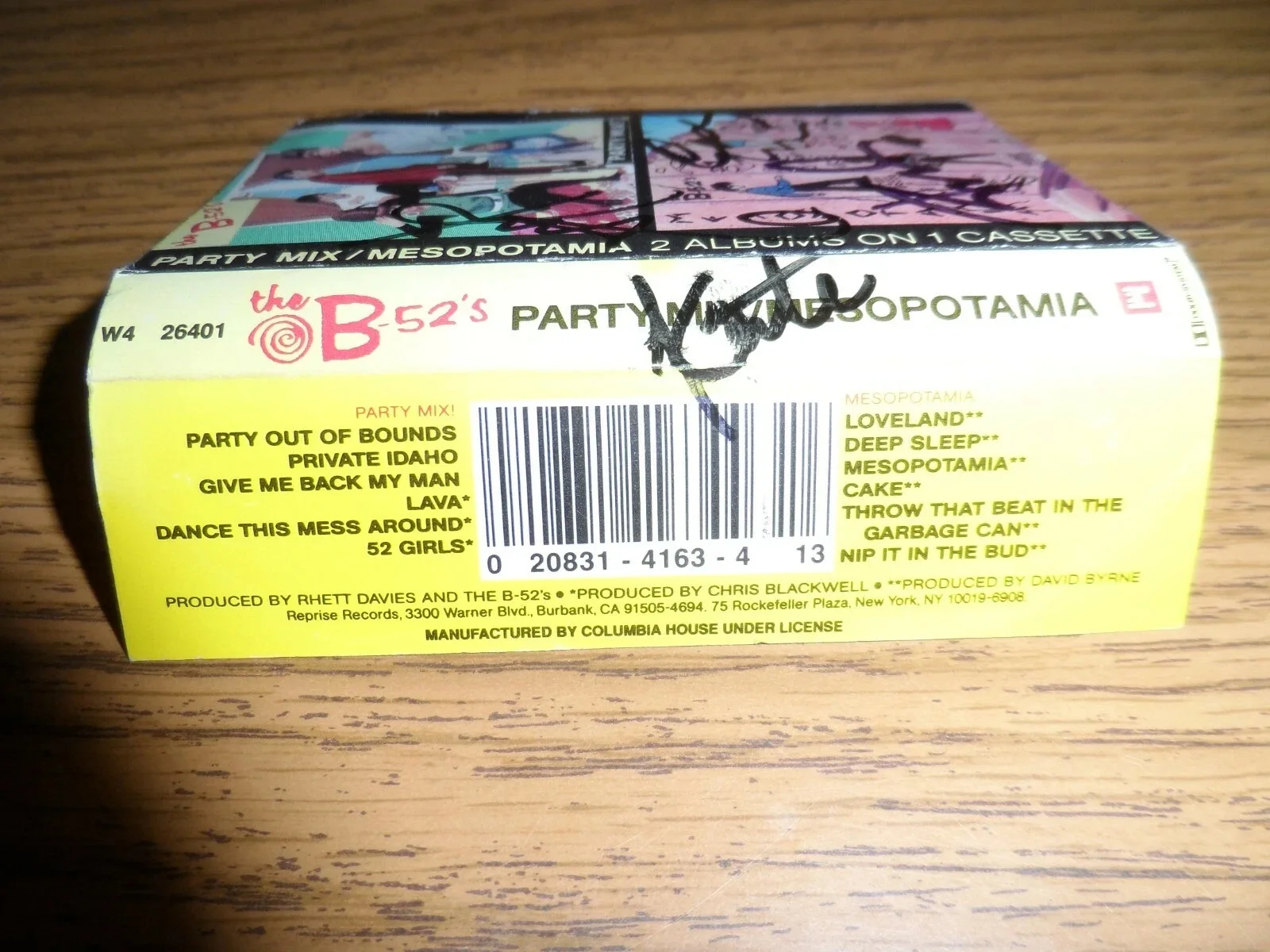 THE B-52'S AUTHENTIC AUTOGRAPHED/SIGNED CASSETTEE--FRED SCHNEIDER + 3, image 2
