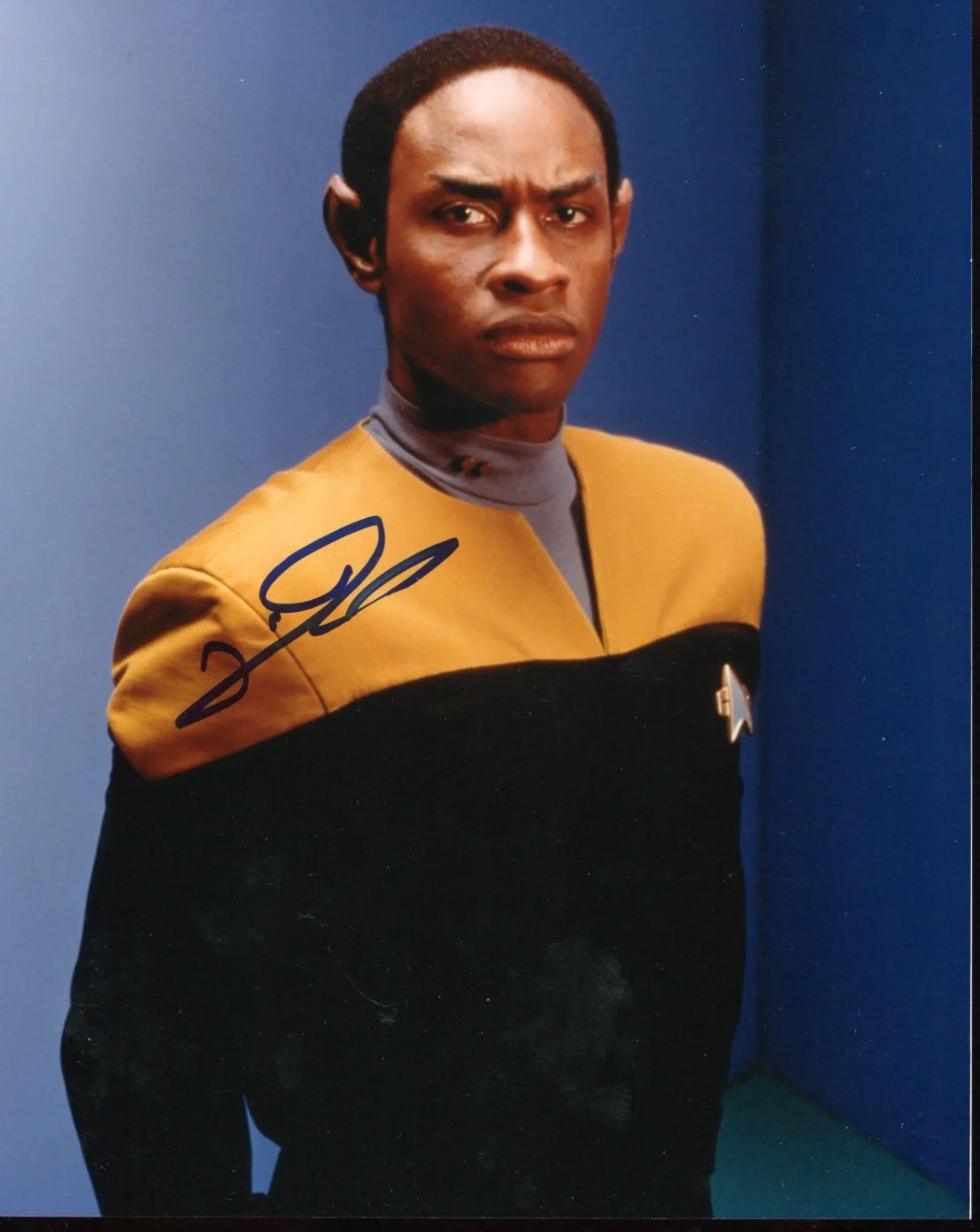 Tim Russ — TIM RUSS - Tuvok - Star Trek "Voyager" - SIGNED 8x10 photo - Authentic!