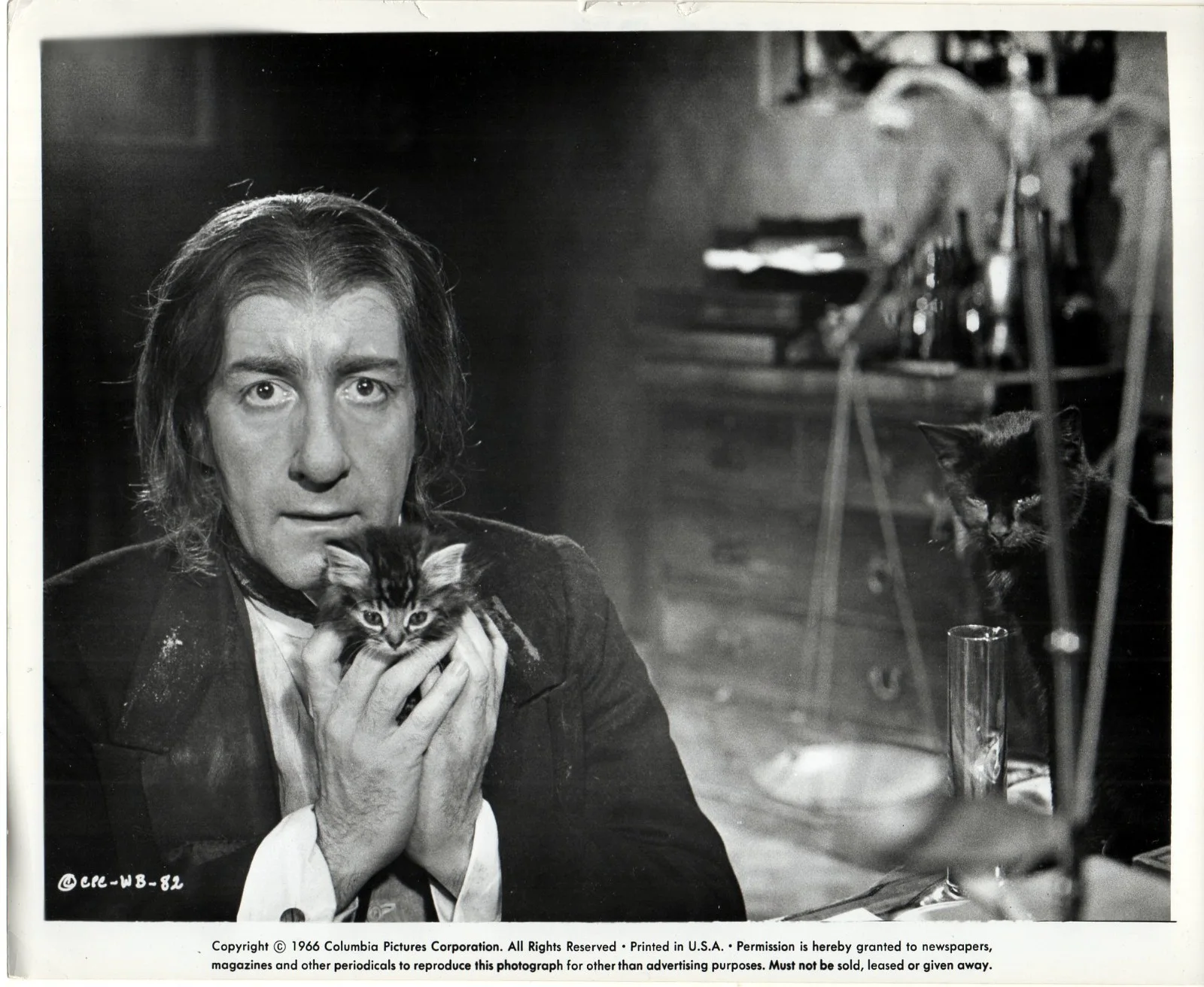 WRONG BOX 1966 Peter Sellers, Peter Cook 3 10x8 STILLS, image 2