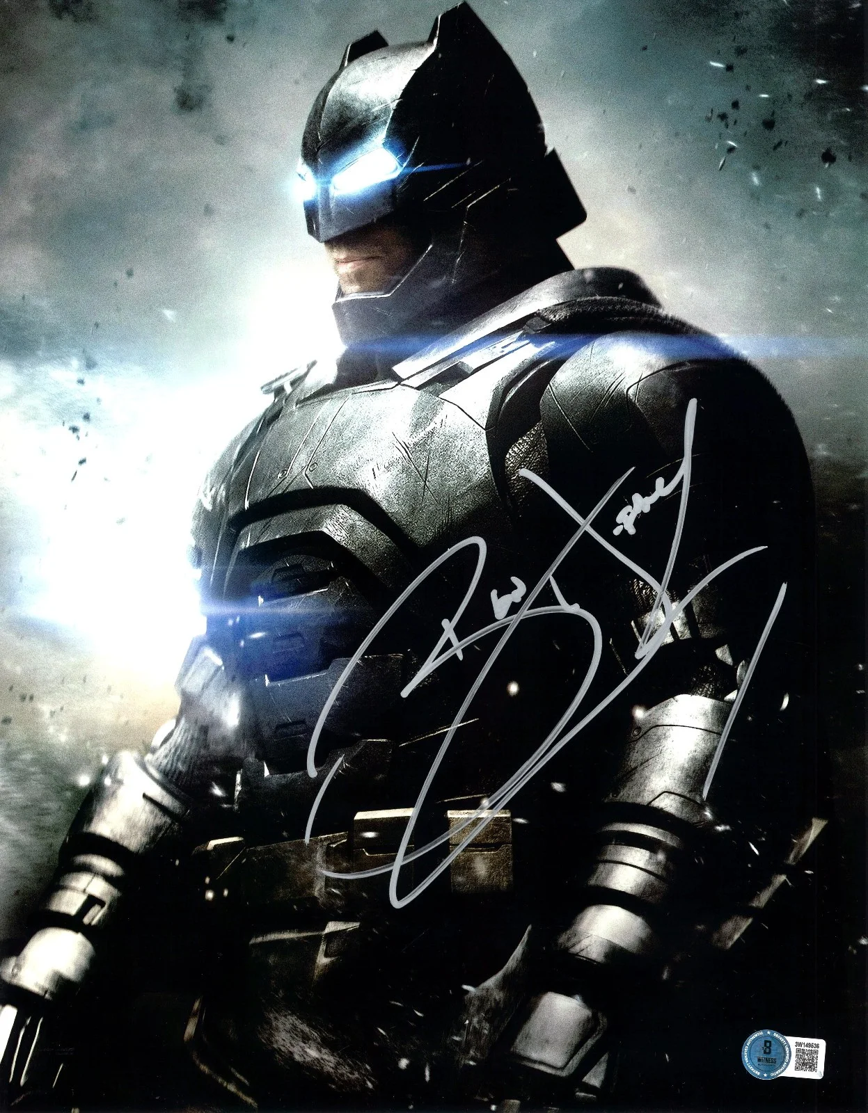BEN AFFLECK — BEN AFFLECK SIGNED AUTOGRAPH BATMAN V SUPERMAN 11X14 METALLIC PHOTO BAS BECKETT
