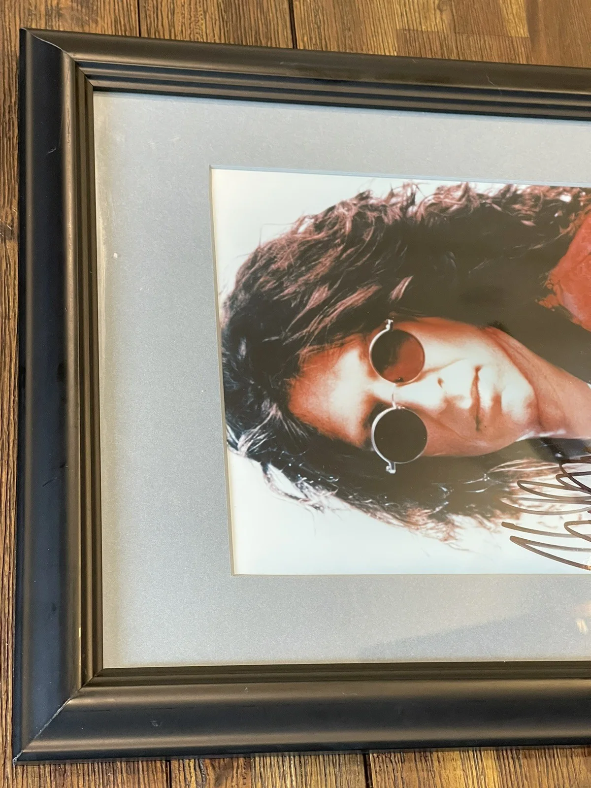 Howard Stern — HOWARD STERN Signed Autographed 8x10 w/ COA and Custom Matted Frame, изображение 4