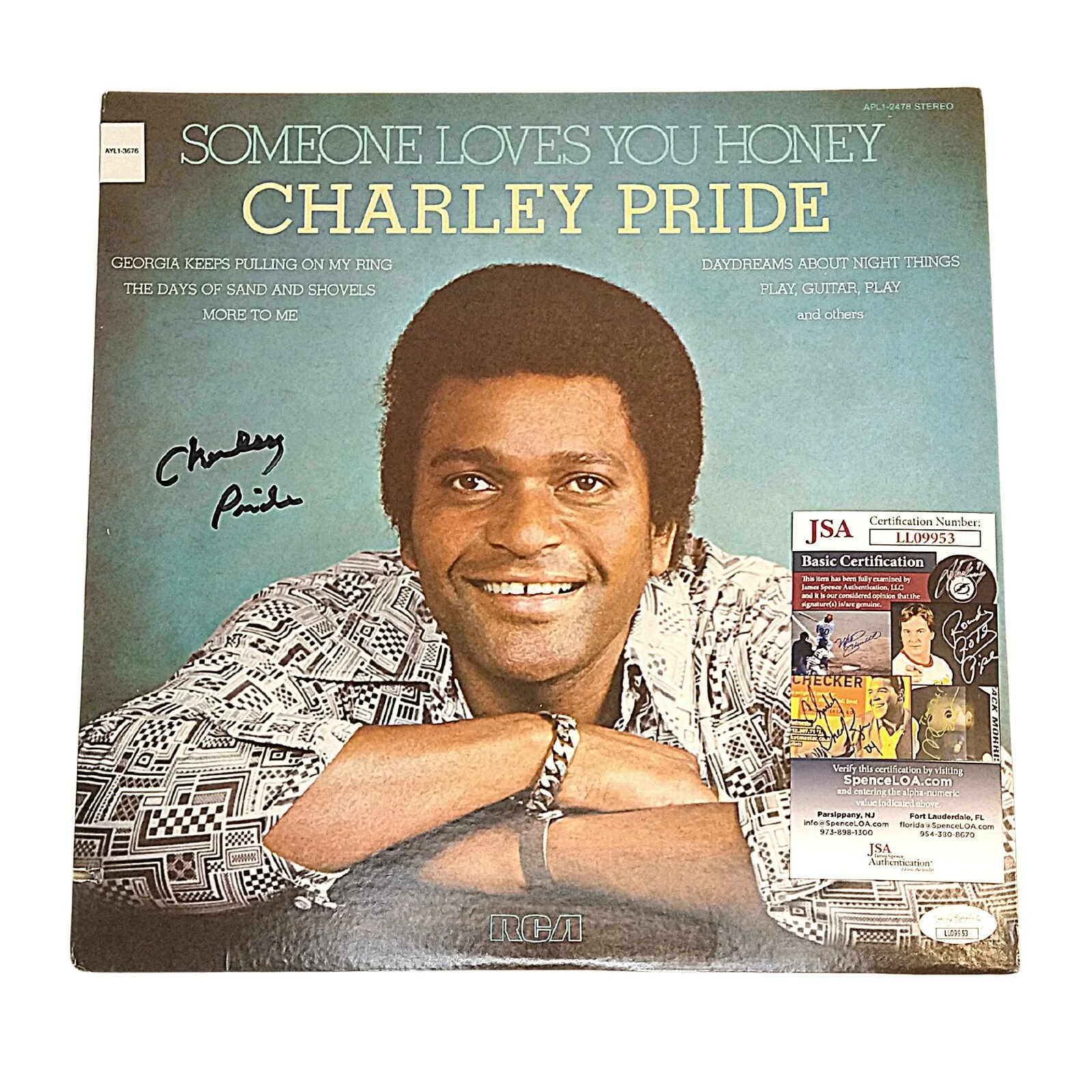 Charley Pride — Charley Pride Signed Somebody Loves You Honey Vinyl Framed JSA COA Country Album, изображение 2