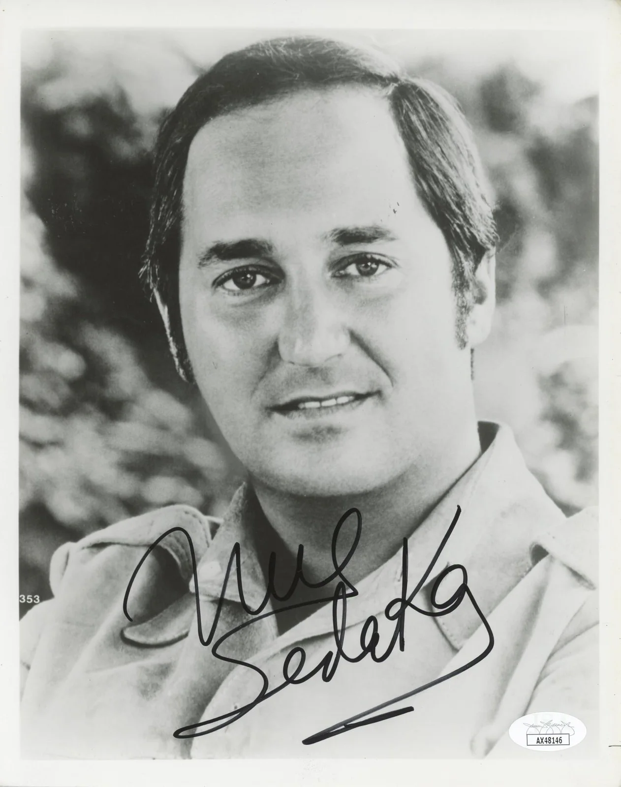 Neil Sedaka — Neil Sedaka Musician Authentic Signed 8x10 Photo Autographed JSA #AX48146, image 3