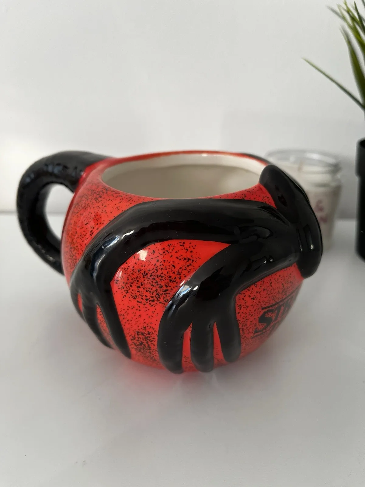 Stranger Things Netflix Ceramic Mug Excellent Condition, image 2