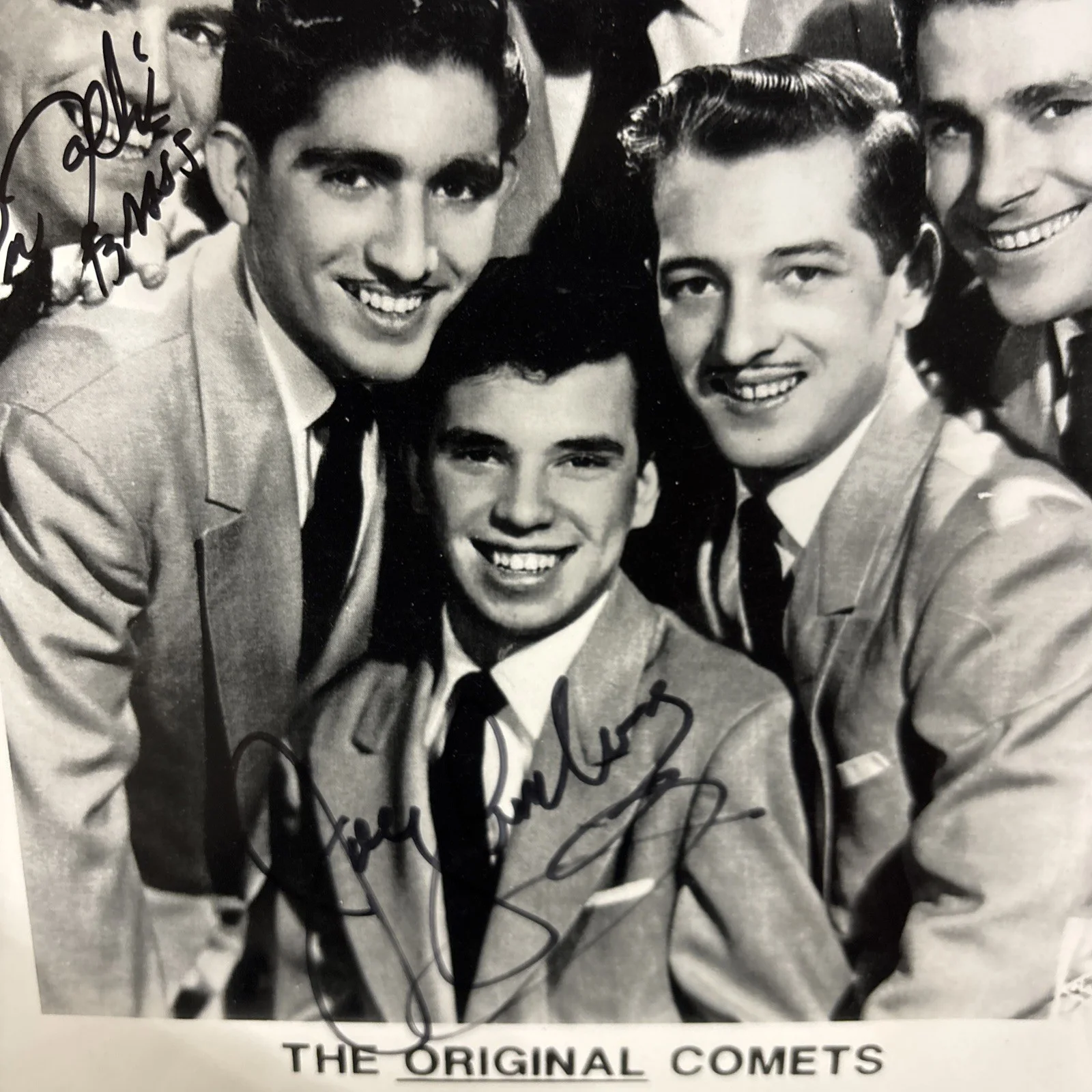The Comets-signed photo- No COA, image 4