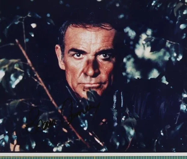 Sean Connery — Sean Connery Signed Color rare Photo James Bond 8 x 10 100% Authentic Guarantee, image 3