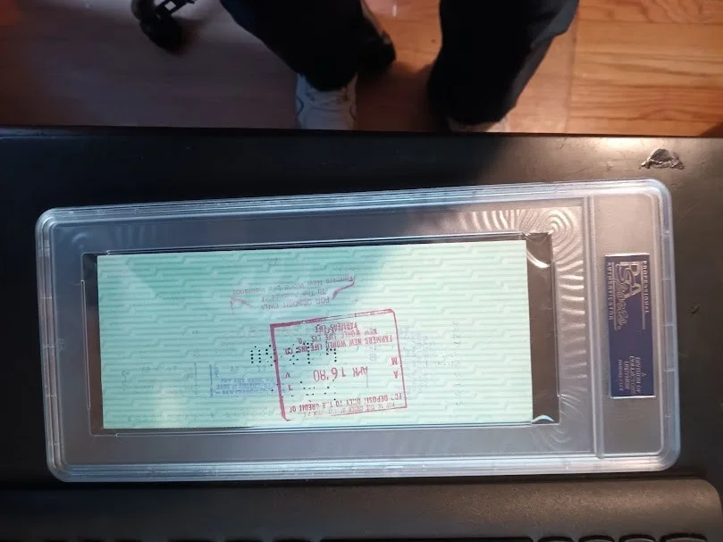 Adam West Autographed Bank Check Television Star "Batman" PSA SLABBED, изображение 2