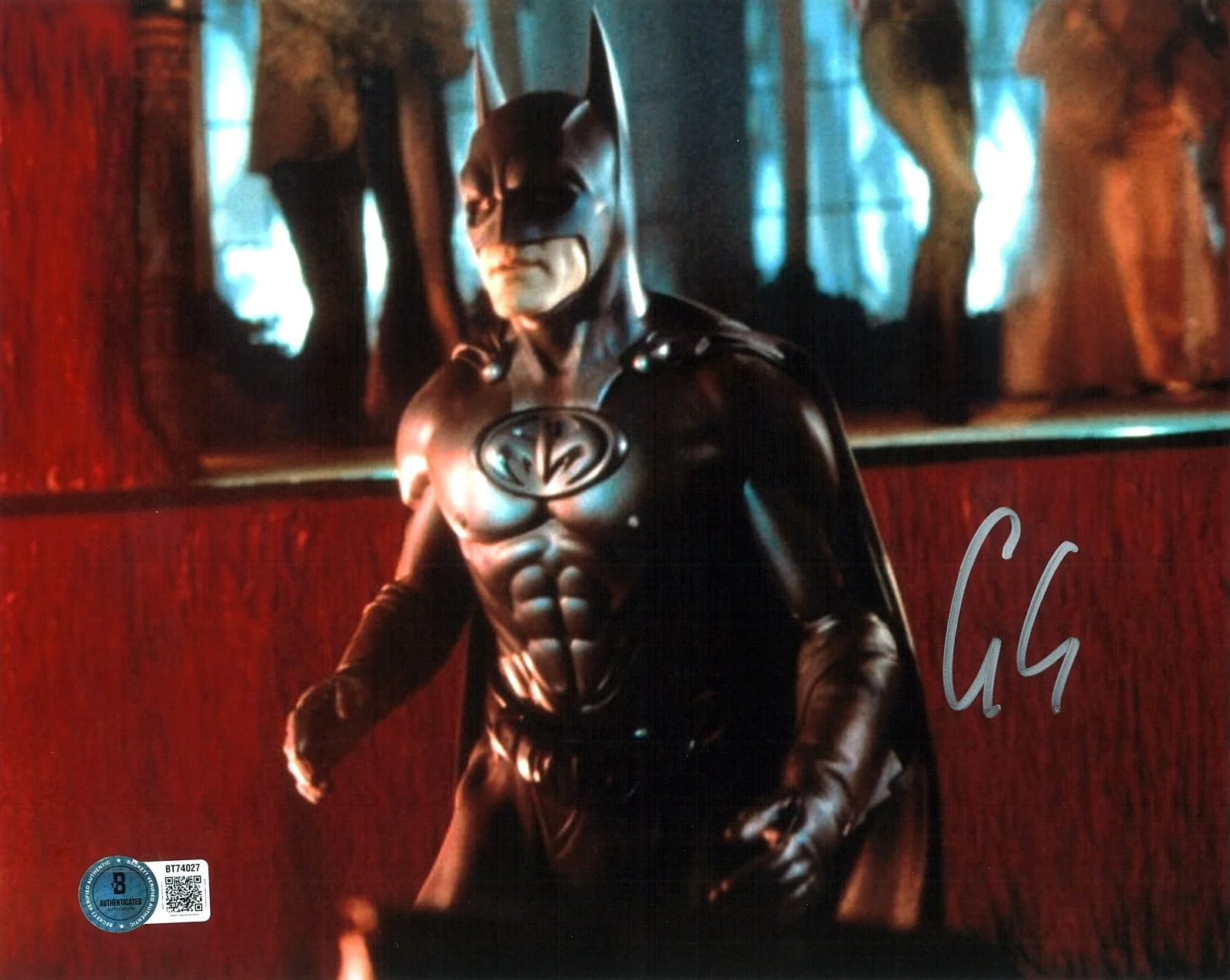 GEORGE CLOONEY — GEORGE CLOONEY BATMAN & ROBIN SIGNED AUTOGRAPH 8X10 PHOTO BAS BECKETT DC BATMAN