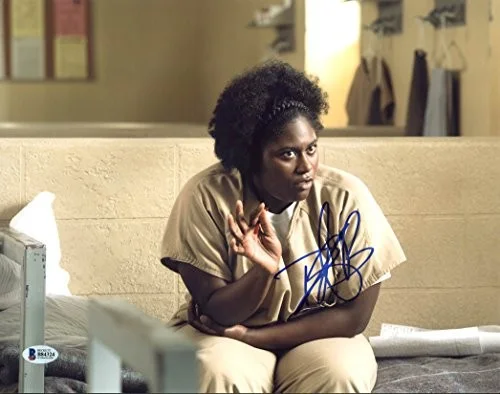 Danielle Brooks — Danielle Brooks Orange Is The New Black Authentic Signed 11X14 Photo BAS #B84324, изображение 2