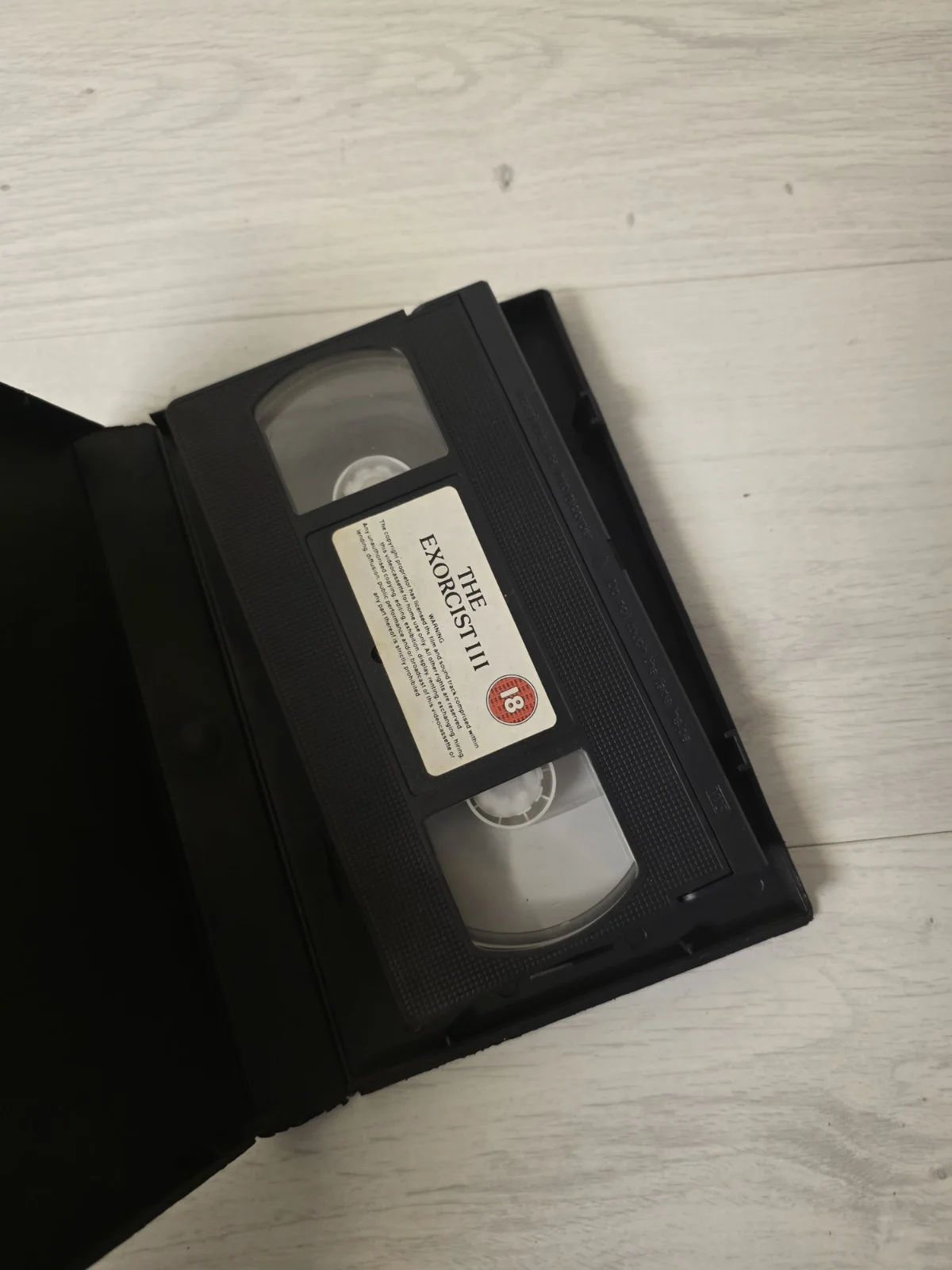 Exorcist III Cries And Shadows VHS Video Tape PAL Classic Horror, изображение 2