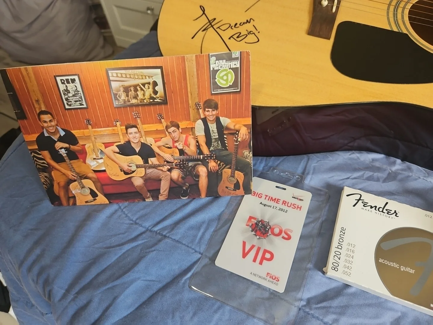 1 Of 1 Big Time Rush Signed Guitar, image 2
