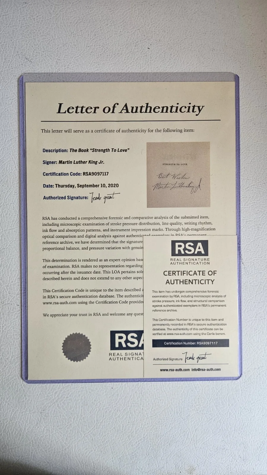 Martin Luther King Jr — Strength to Love by Martin Luther King Jr. Signed Book RSA Authenticated, изображение 2