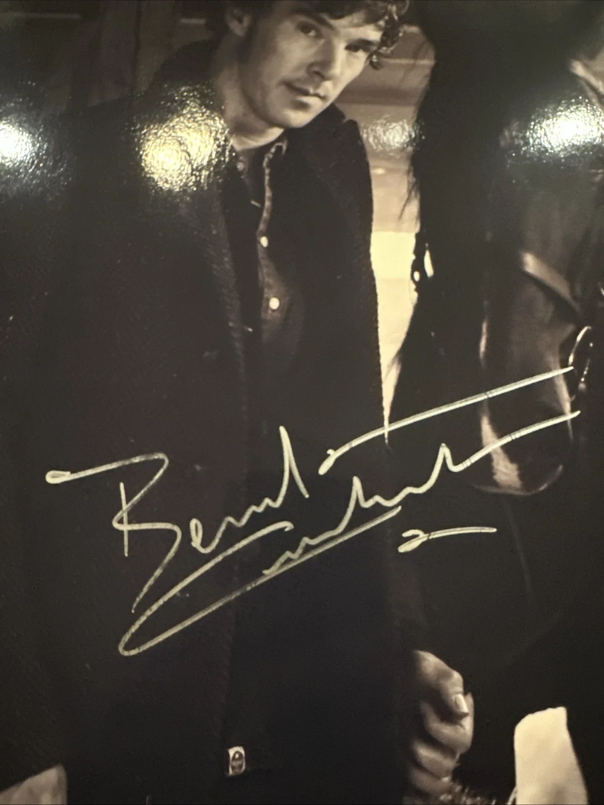 BENEDICT CUMBERBATCH Signed 8" x 10" Glossy B/W Photo (COA), image 2