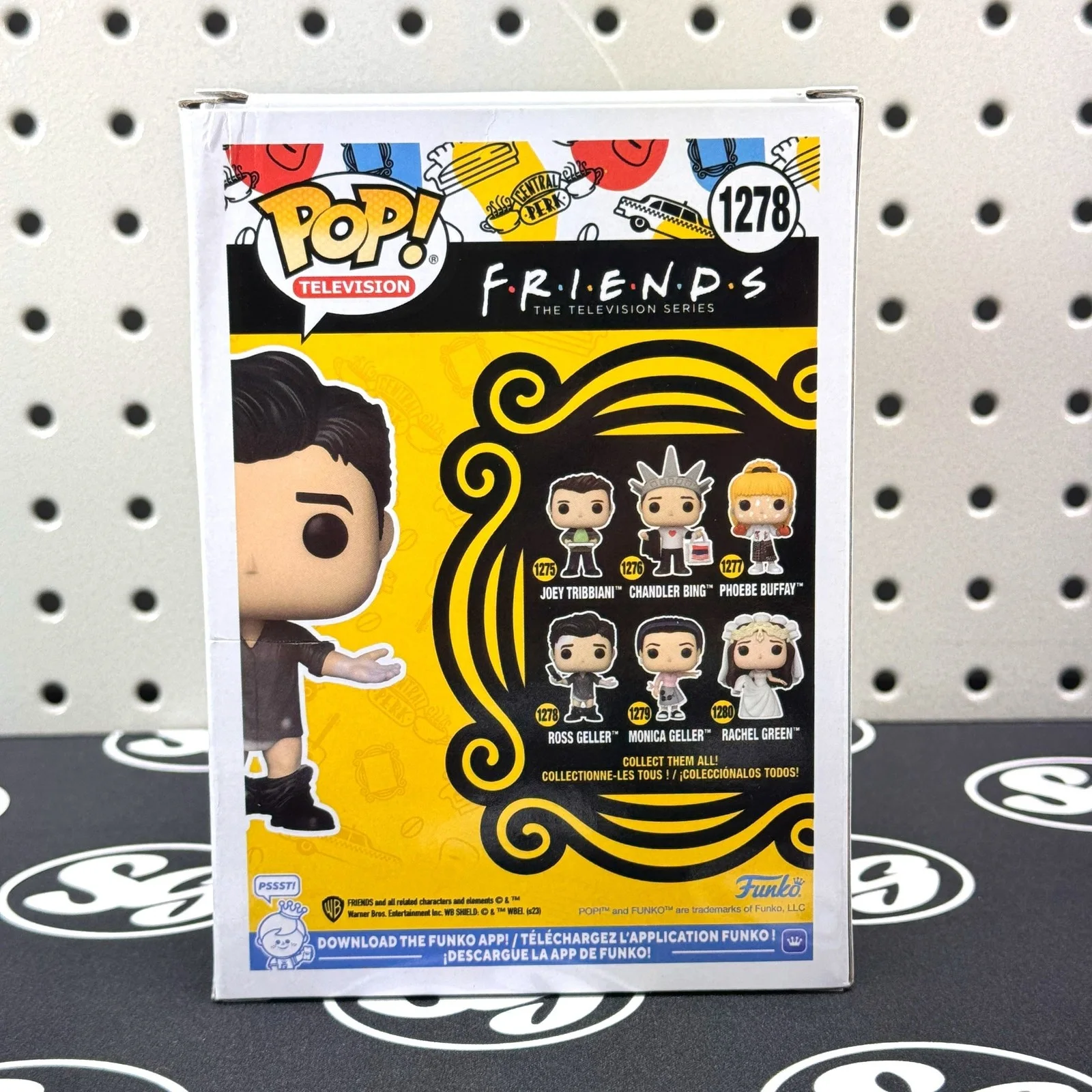 David Scwimmer — DAVID SCHWIMMER Signed Friends Ross Geller Funko Pop! Figure #1278 PSA DNA Auto, image 4