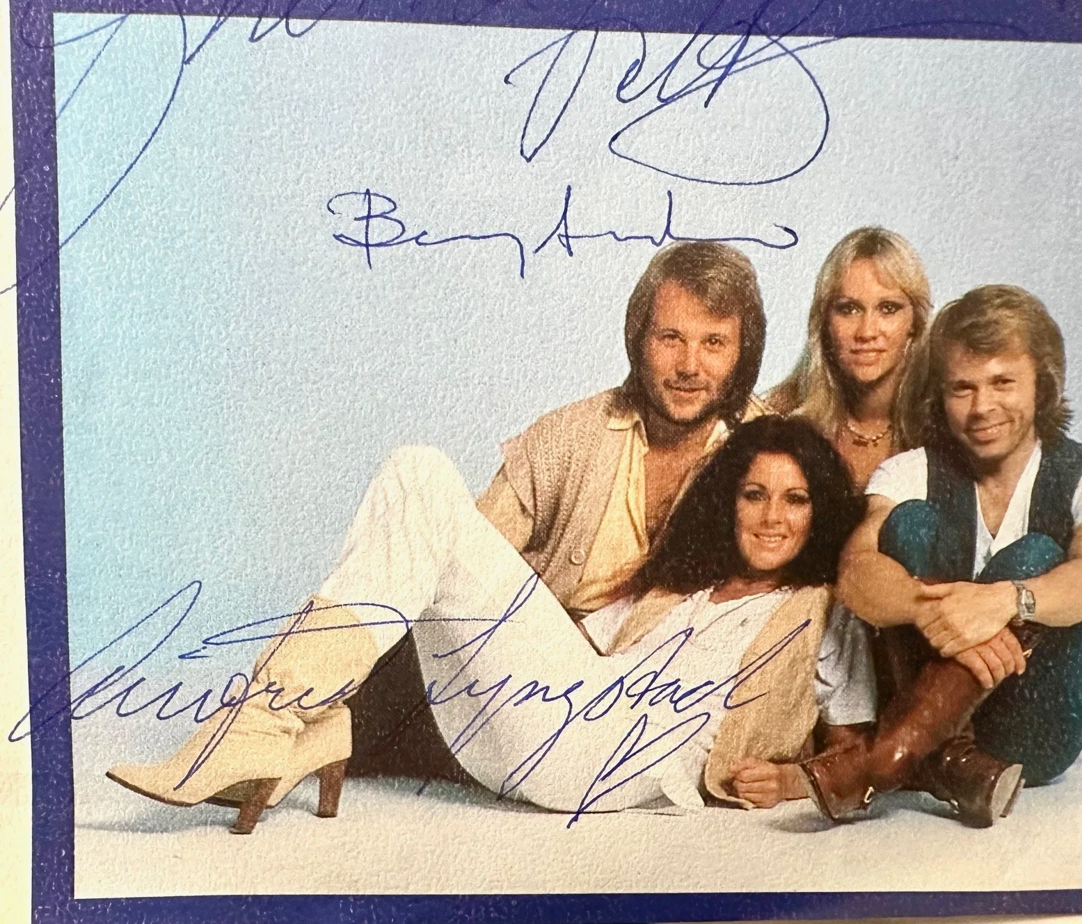 1979 ABBA "Chiquita 45 Record Signed By 4 Agnetha Faltskog Lyngstad Ulvaeus, image 3
