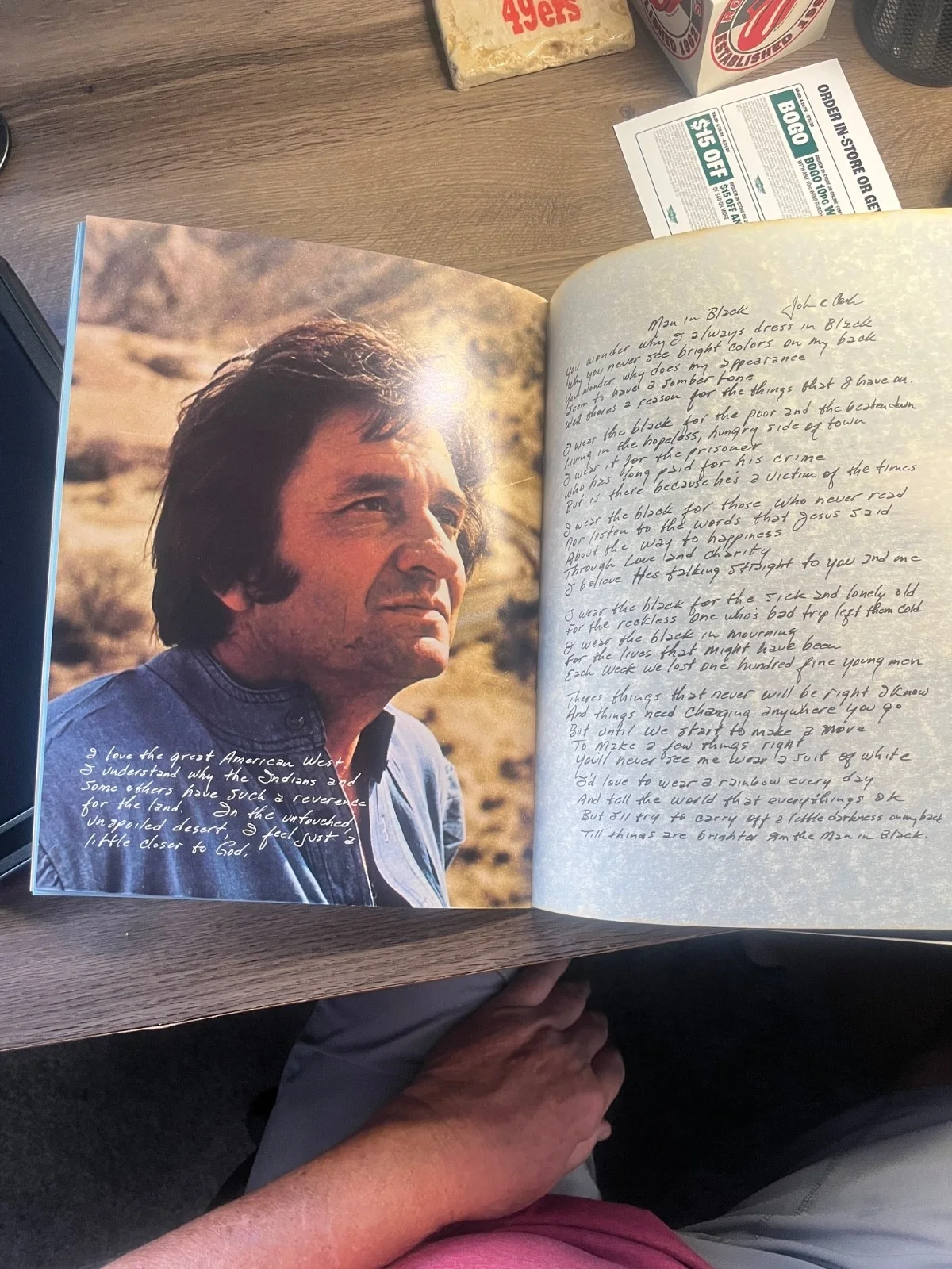 Johnny Cash & June Carter Cash 1975 Signed UK Tour Program Vintage Memorabilia, изображение 4