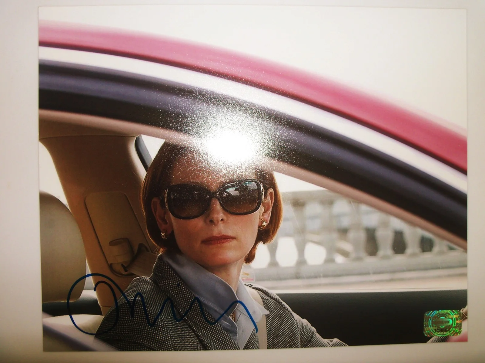 Tilda Swinton — TILDA SWINTON Signed Autographed 8X10 Photo W/ Hologram/Serial #, image 2