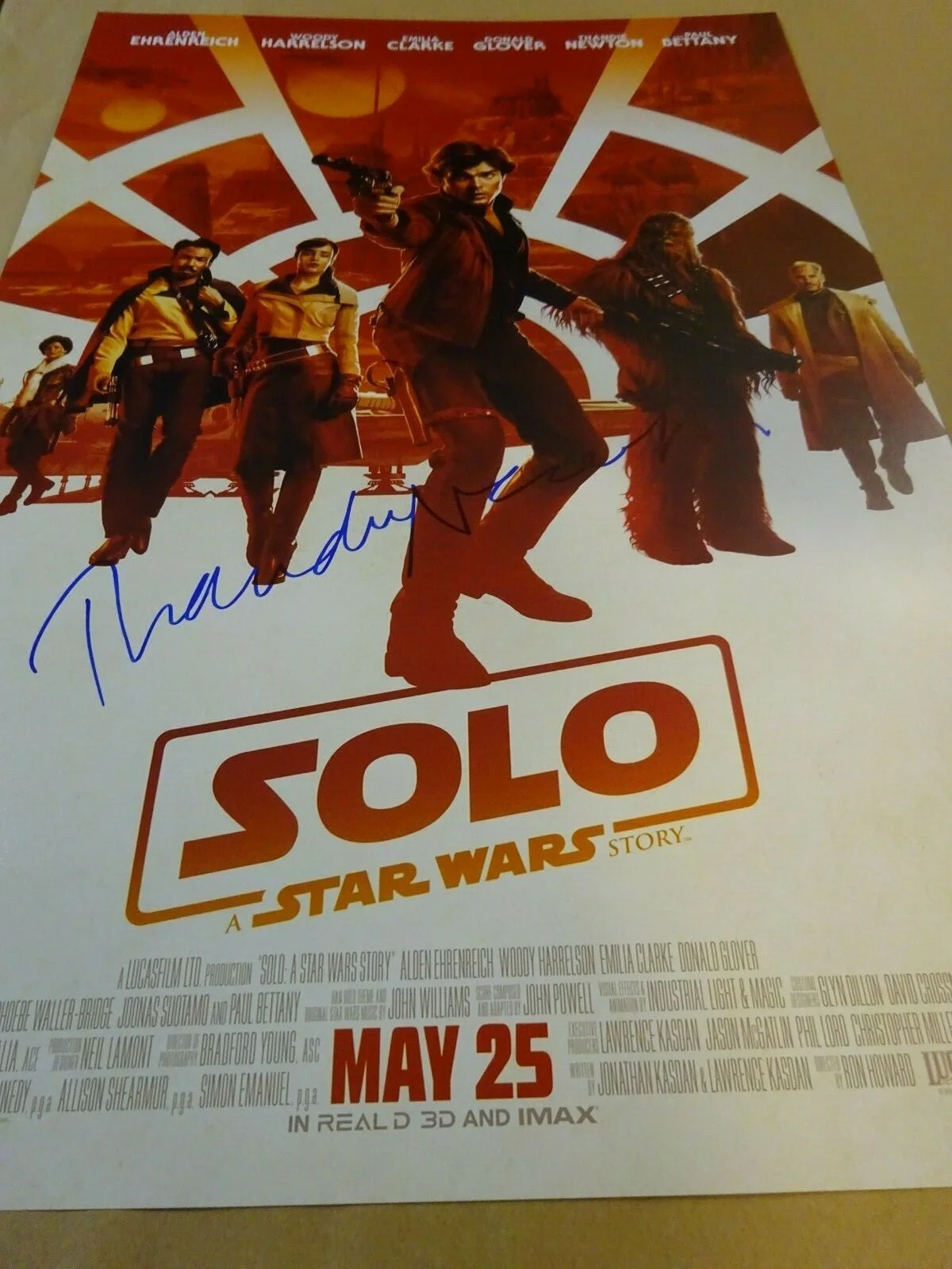 Thandie Newton — Signed THANDIE NEWTON Autographed SOLO A STAR WARS STORY 12x18 Photo BECKETT COA, изображение 4