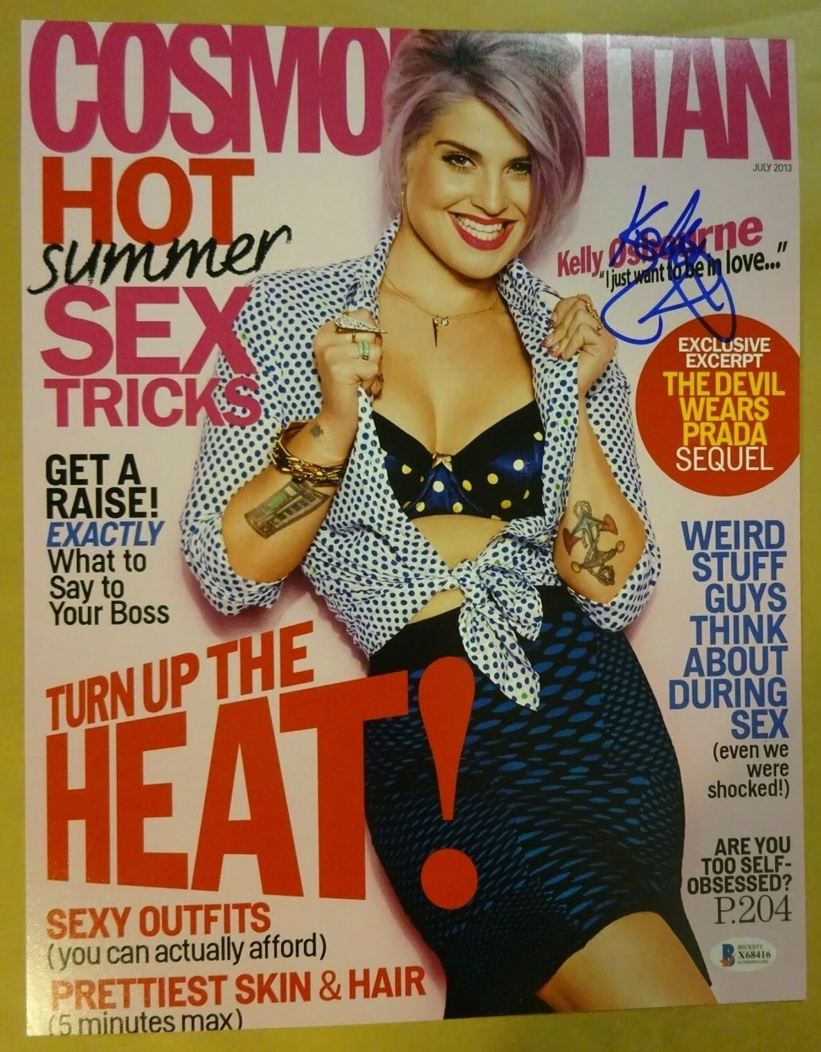 Kelly Osbourne — Signed KELLY OSBOURNE Autographed COSMOPOLITAN 11X14 Photo BECKETT COA BAS, image 2