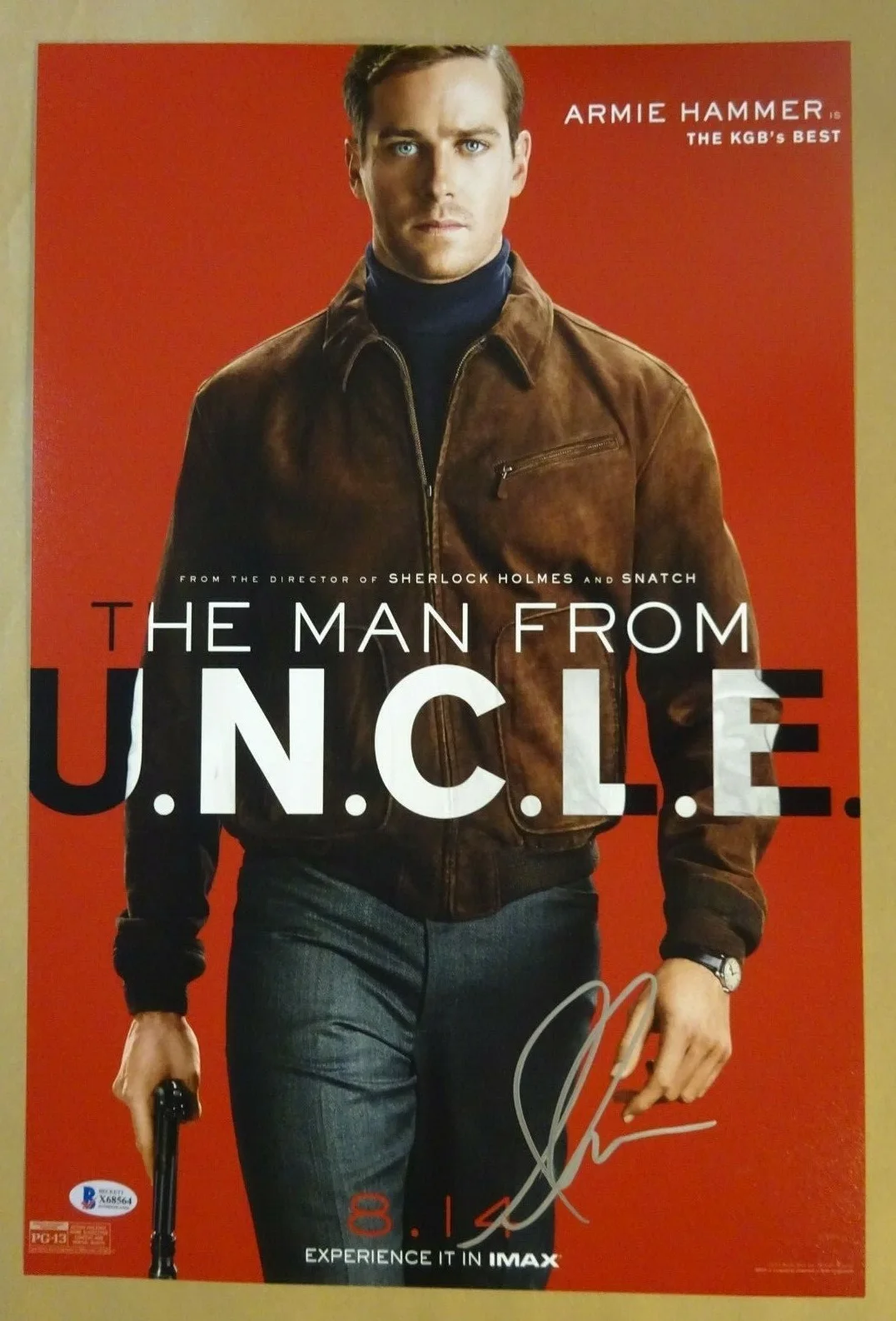 Armie Hammer — Signed ARMIE HAMMER Autographed THE MAN FROM UNCLE 12x18 Photo BECKETT BAS COA, изображение 2