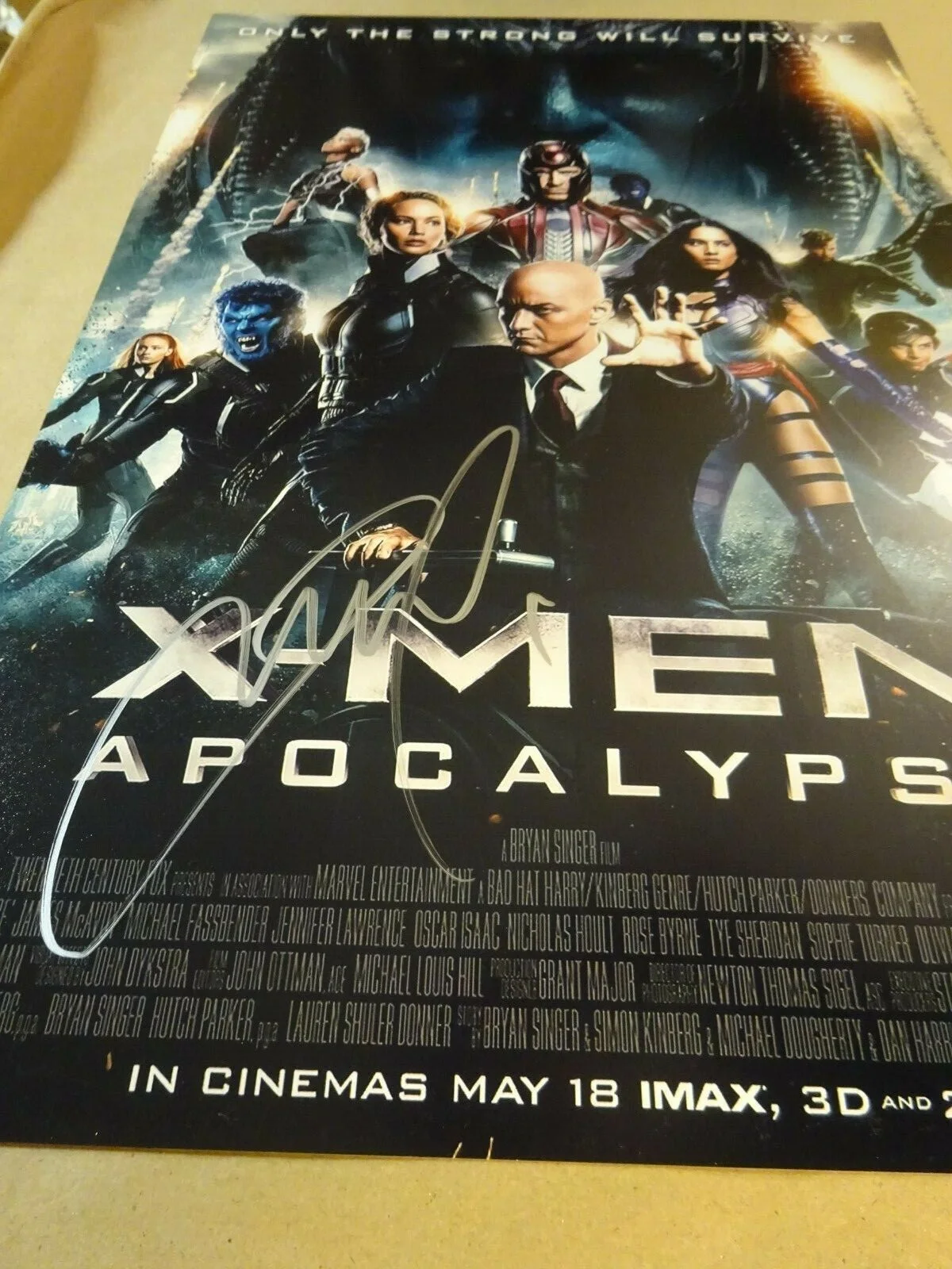James McAvoy — Signed JAMES MCAVOY Autographed X-MEN APOCALYPSE 12"x18" Photo BECKETT BAS COA, изображение 3
