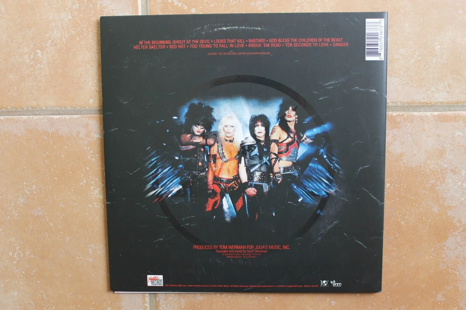 Nikki Sixx Signed Autographed Motley Crue Pink Shout At The Devil Album SATD '83, изображение 3