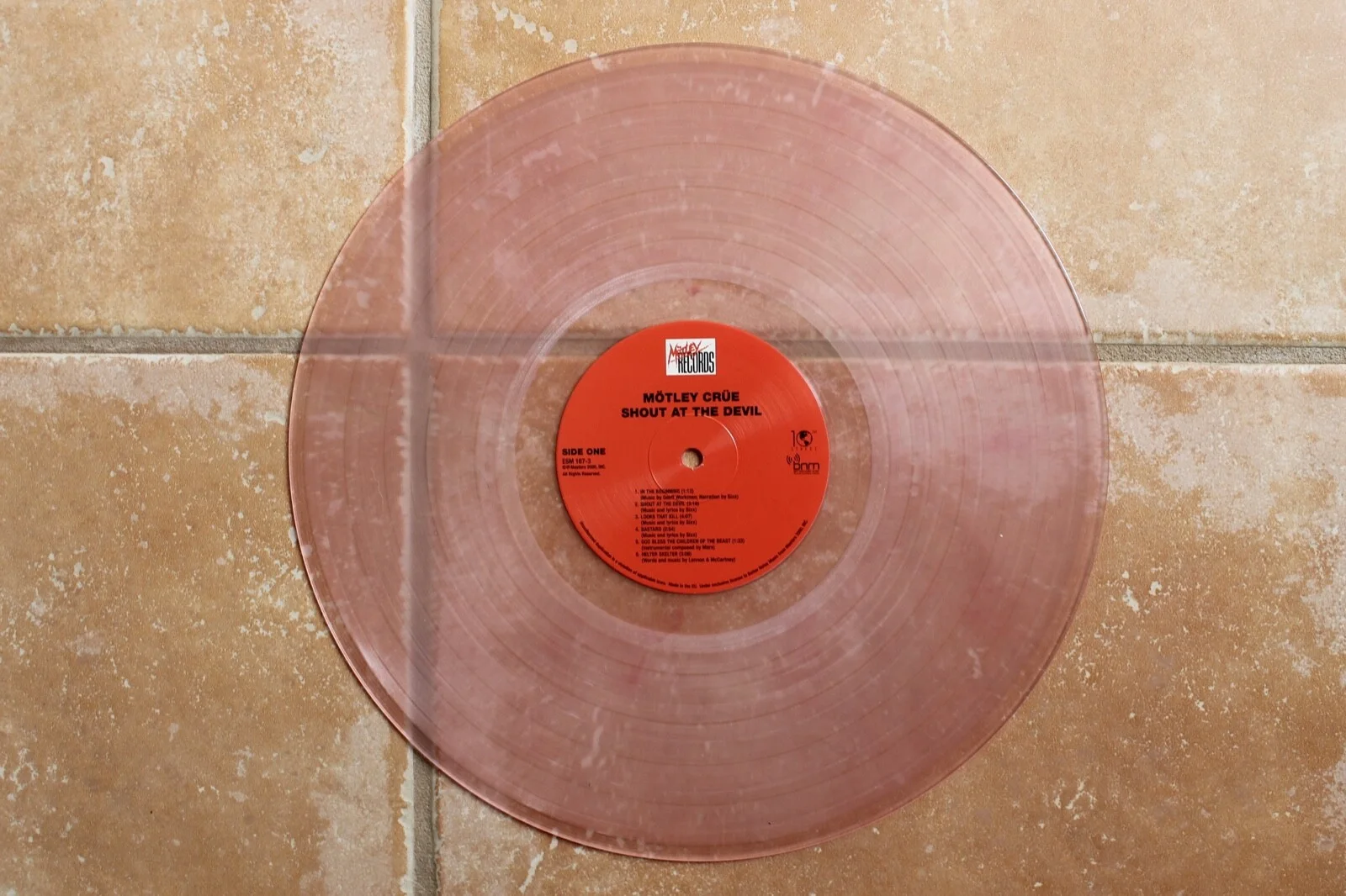 Nikki Sixx Signed Autographed Motley Crue Pink Shout At The Devil Album SATD '83, изображение 4