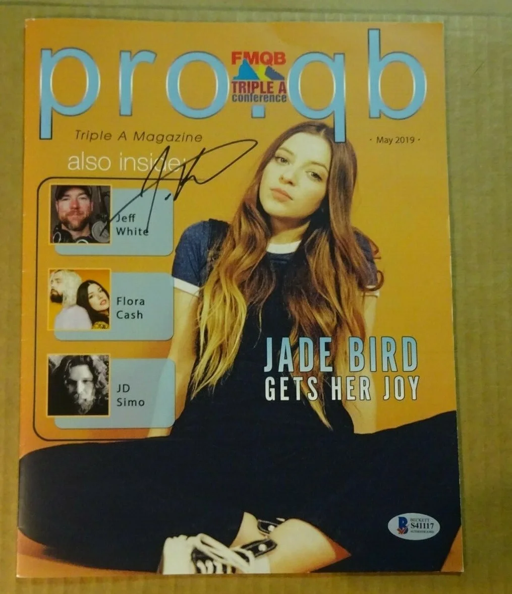 Signed JADE BIRD Autographed pro qb May 2019 Magazine Singer BECKETT COA, изображение 2