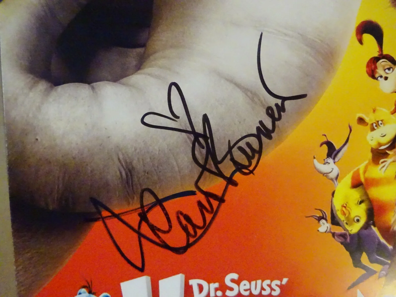 Carol Burnett — Signed CAROL BURNETT Autographed HORTON HEARS A WHO 11"x17" Photo, изображение 3