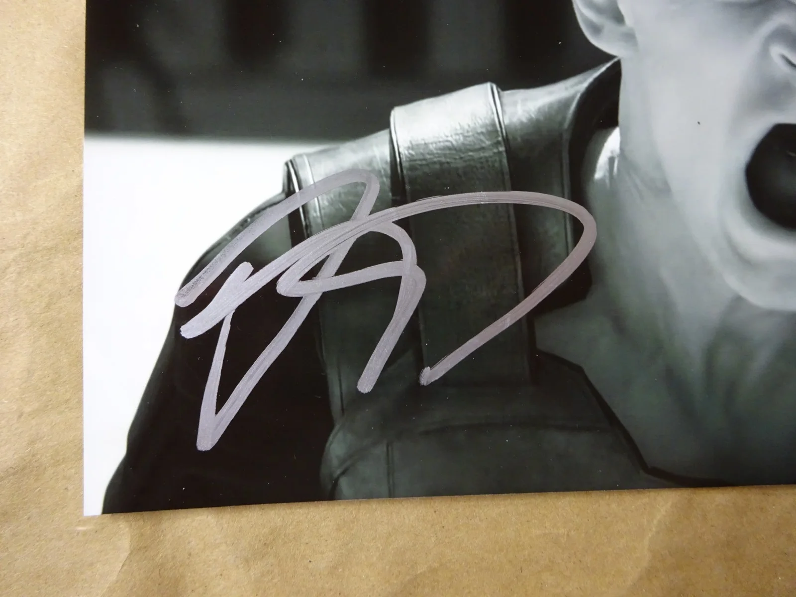 Austin Butler — Signed Austin Butler Autographed Dune 2 8"x10" Photo Beckett BAS COA, изображение 3