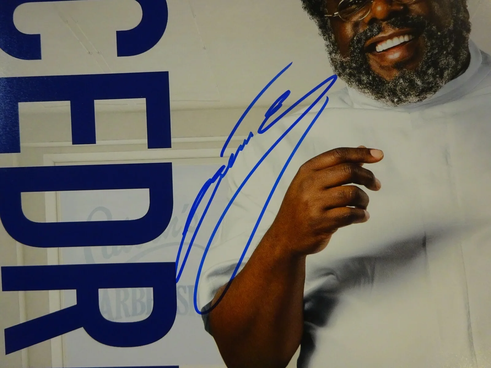Cedric The Entertainer — Signed CEDRIC THE ENTERTAINER BARBERSHOP The Next Cut 12"x18" Photo BECKETT COA, изображение 3
