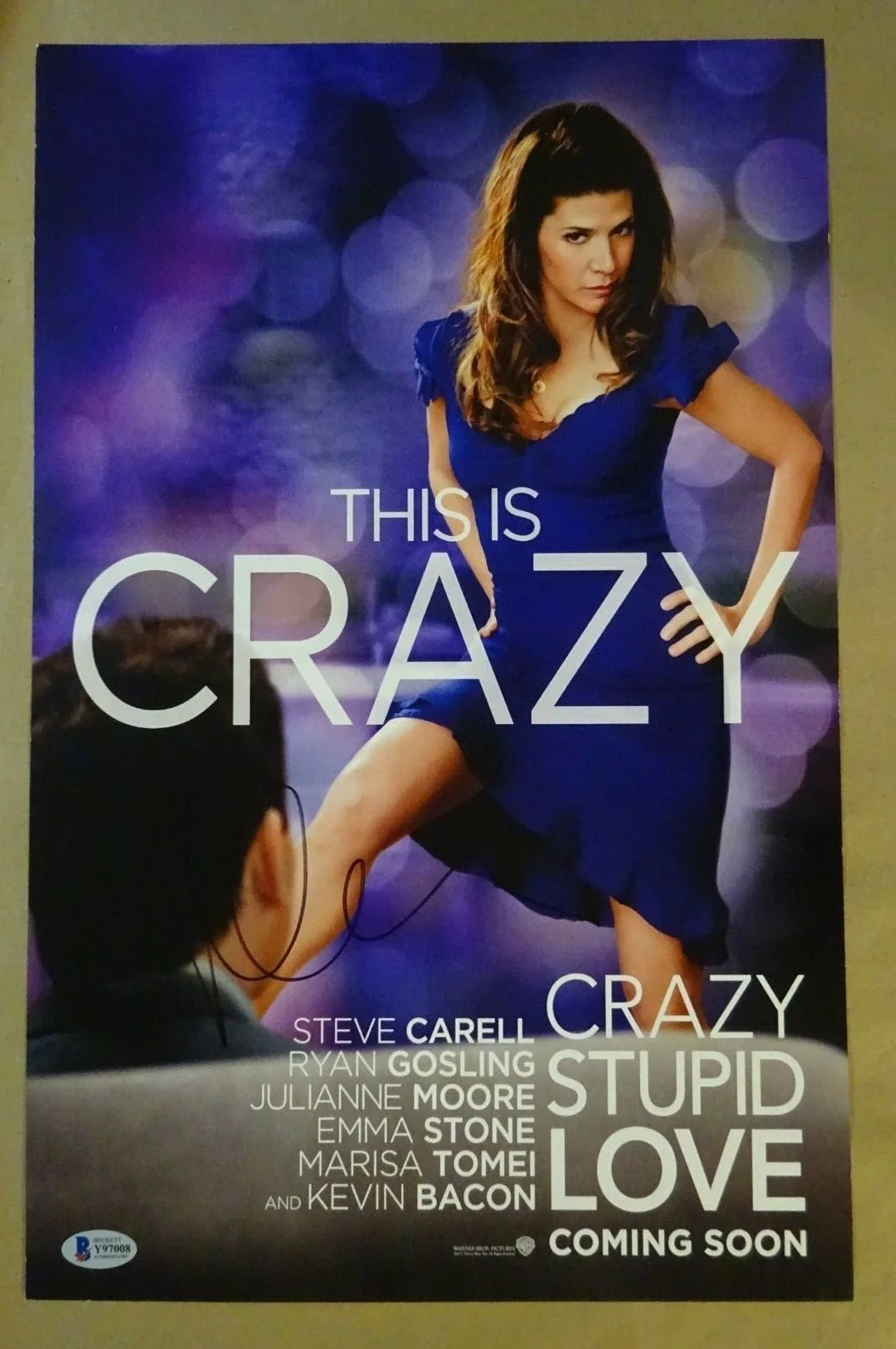 Marisa Tomei — Signed MARISA TOMEI Autographed CRAZY STUPID LOVE Photo 11"x17" BECKETT BAS COA, изображение 2