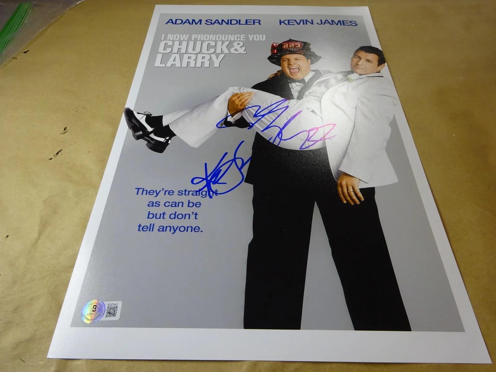 Adam Sandler, Kevin James — Chuck & Larry 11"x17" Photo Signed By Adam Sandler & Kevin James Beckett BAS COA, изображение 2