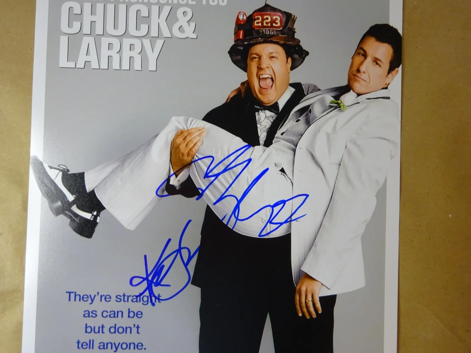 Adam Sandler, Kevin James — Chuck & Larry 11"x17" Photo Signed By Adam Sandler & Kevin James Beckett BAS COA, изображение 3