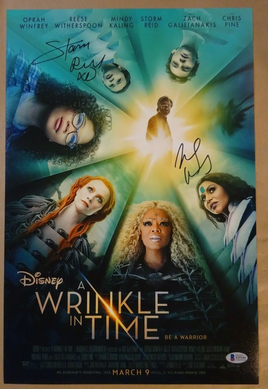Storm Reid, Mindy Kaling — Signed STORM REID & MINDY KALING A WRINKLE IN TIME 12"x18" Photo BECKETT BAS COA, изображение 2