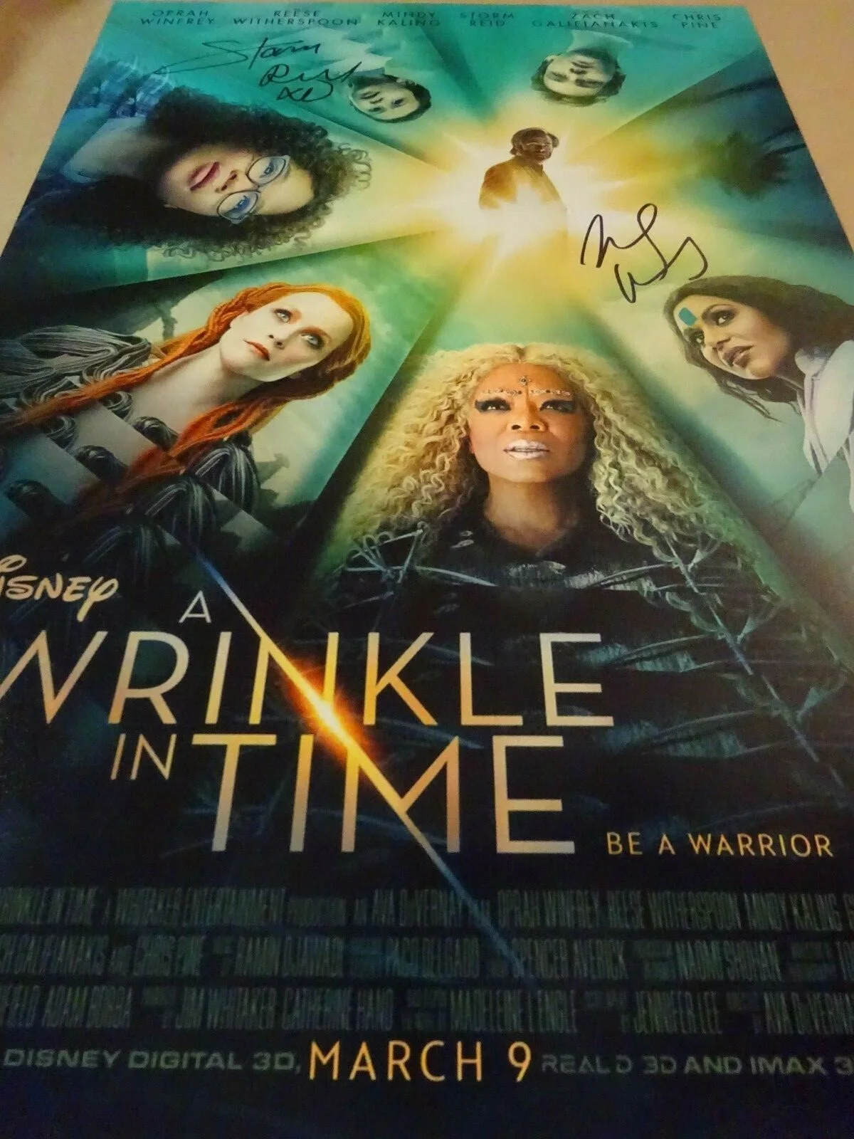 Storm Reid, Mindy Kaling — Signed STORM REID & MINDY KALING A WRINKLE IN TIME 12"x18" Photo BECKETT BAS COA, изображение 5