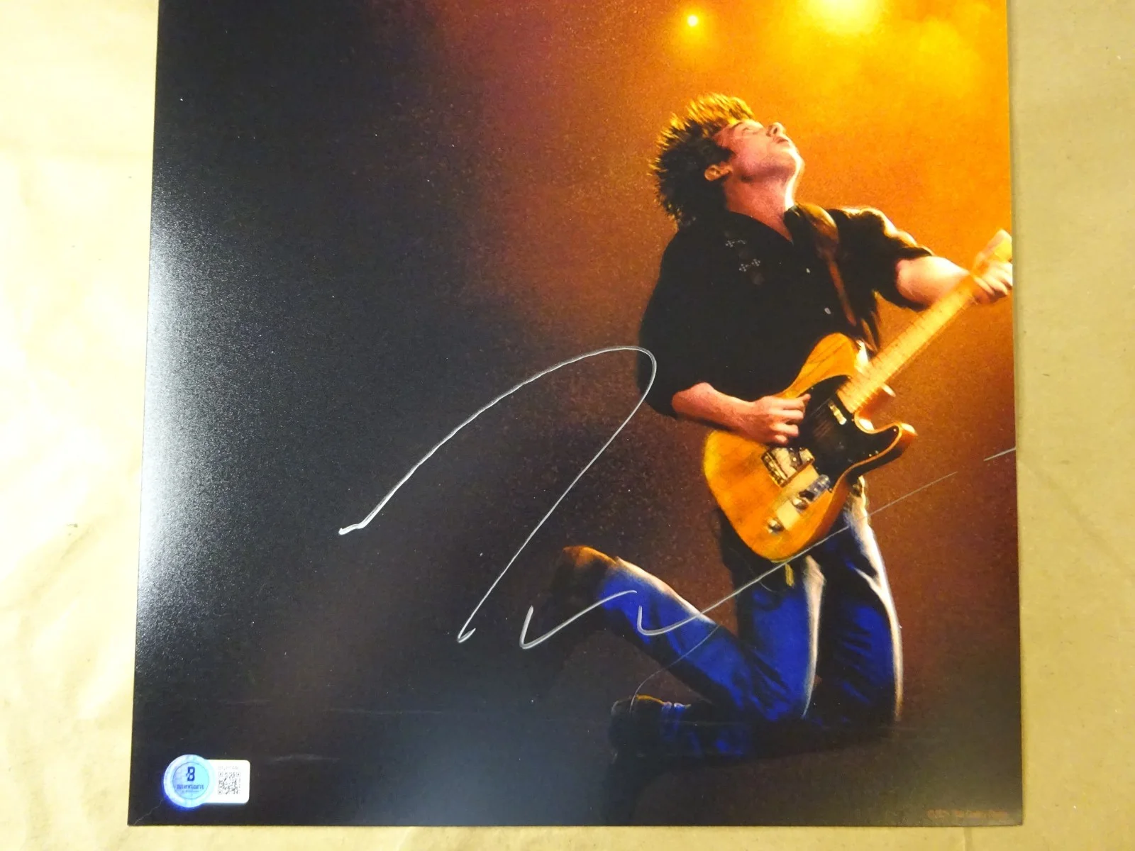 Jeremy Allen White — Signed Jeremy Allen White Autographed Springsteen 11"x17" Photo Beckett BAS COA, image 3