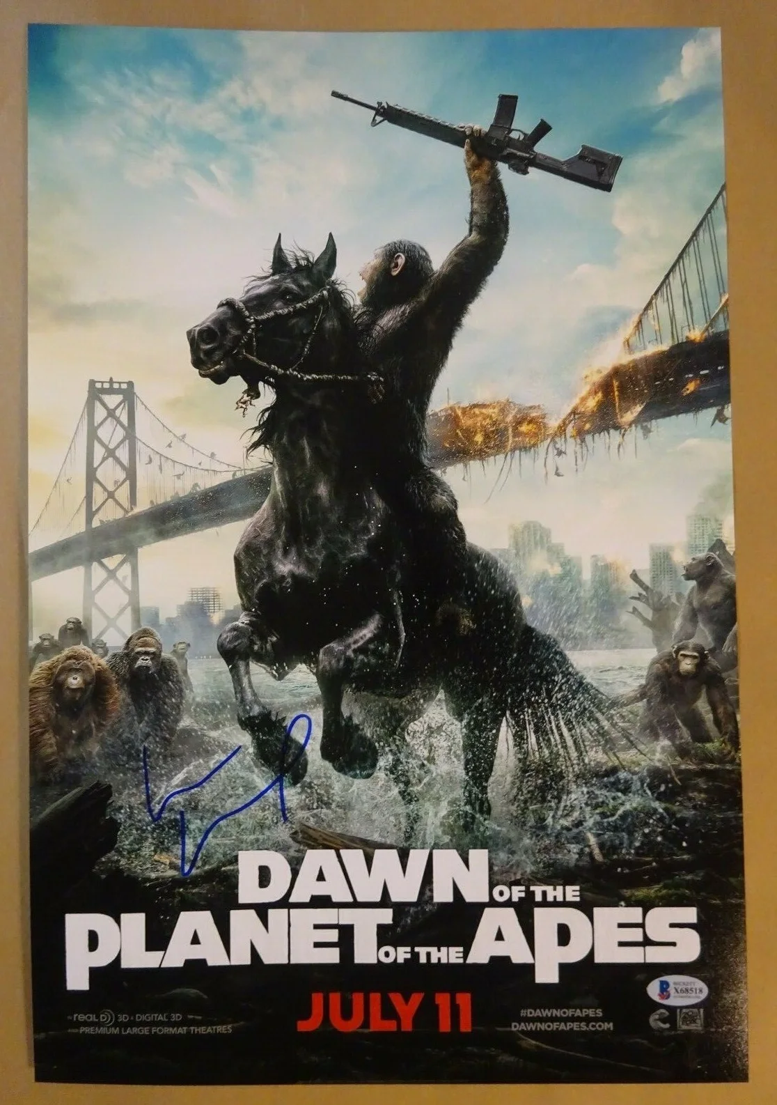 Keri Russell — Signed KERI RUSSELL - DAWN OF THE PLANET OF THE APES 12x18 Photo BECKETT BAS COA, изображение 2